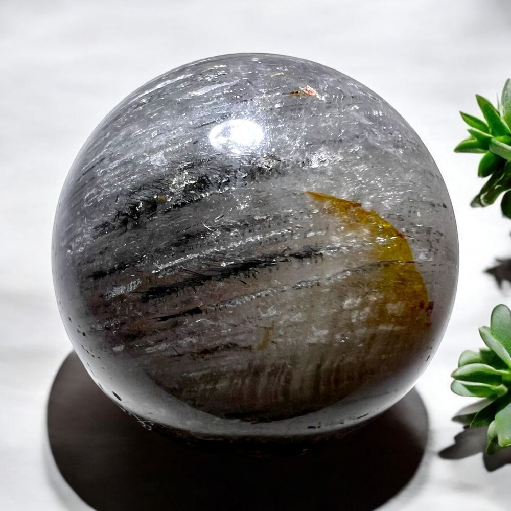 Thousand Layer Quartz Lodolite Mini Sphere Marble Meditation‎ Healing Stone